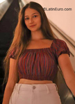 voluptuous Ecuador girl Emilia from Quito EC828