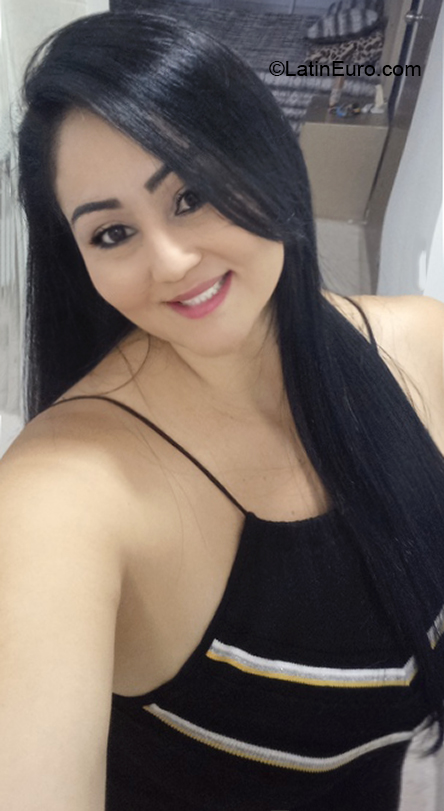 Date this cute Colombia girl Ginita garca from Barranquilla CO30548