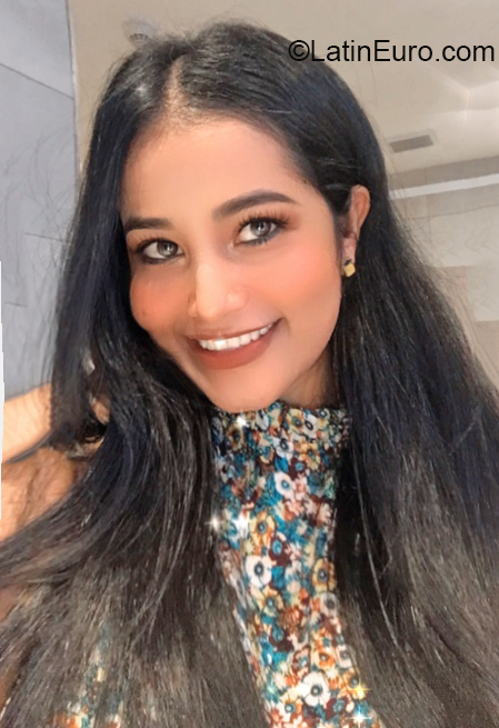 Date this exotic Guatemala girl Vilma from Tegucigalpa GA23