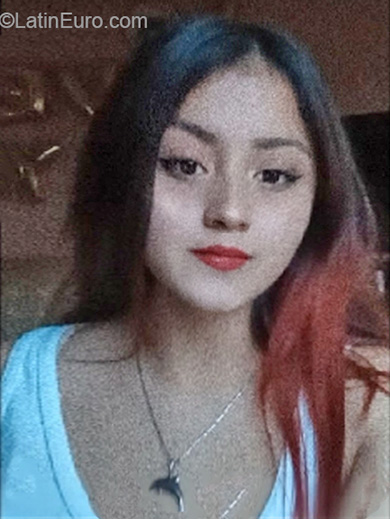 Date this happy Guatemala girl Katherine from Guatemala City GT176