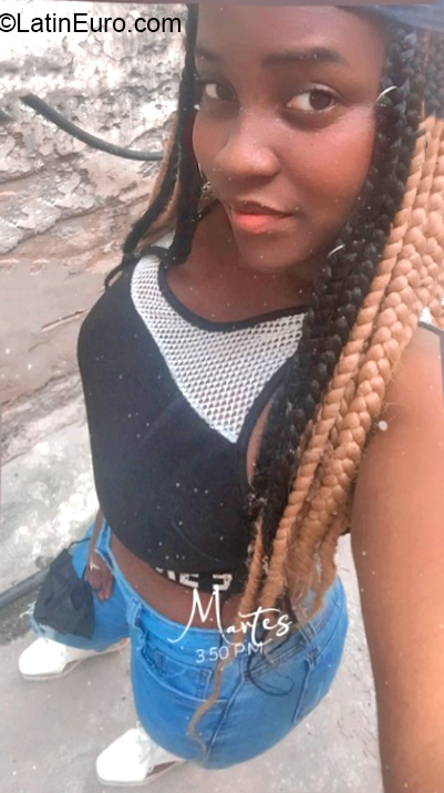 Date this exotic Cuba girl Dora from La Habana CU789