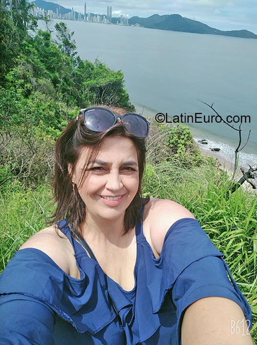 Date this foxy Brazil girl Eliana from Paicandu BR11443