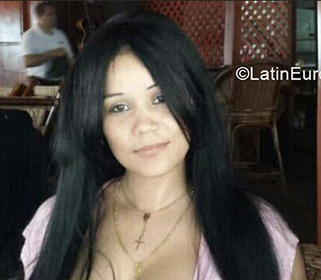 Date this charming Dominican Republic girl Wendy from Santiago DO40185