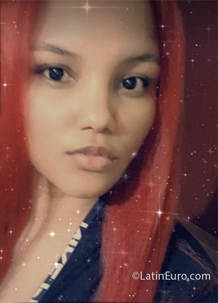 Date this good-looking Spain girl Isabela from Marbella ES656