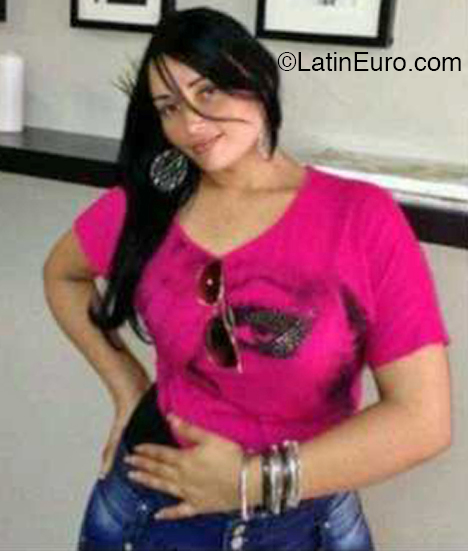 Date this passionate Dominican Republic girl Kay from Santo Domingo DO40299