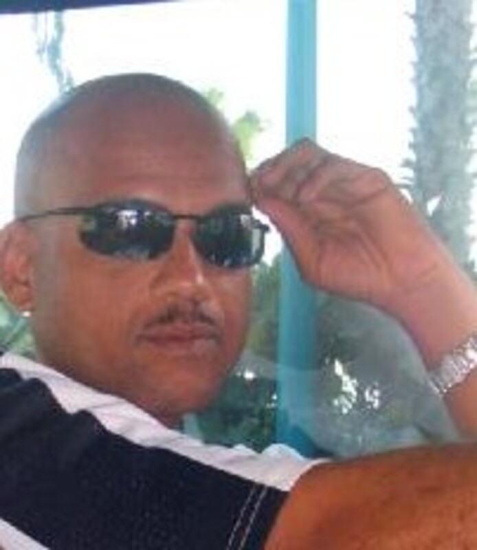 Date this athletic Cayman Islands man DON from George Town KY25