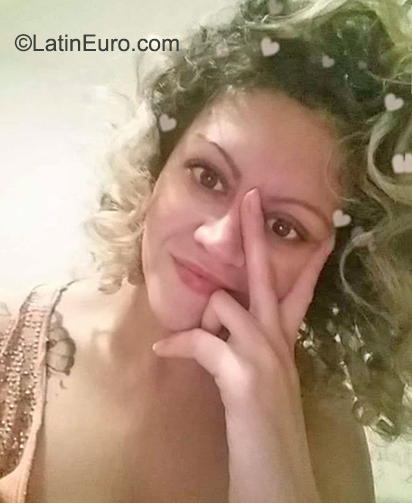 Date this delightful Brazil girl Vanessa Cirilo from Itu BR11509