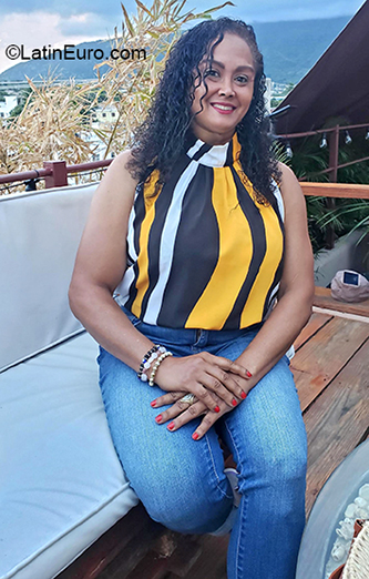 Date this athletic Dominican Republic girl Rossy from Puerto Plata DO40335