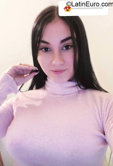 Date this gorgeous Ecuador girl Gabriela from Guayaquil VE4107