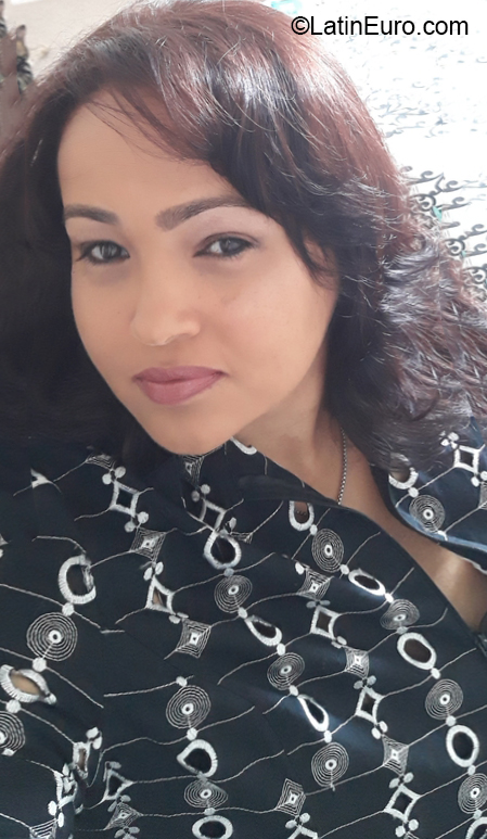Date this hard body Brazil girl Marisol from Olinda BR11530