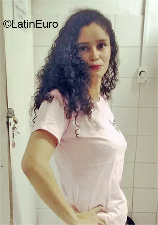 Date this beautiful Brazil girl Debora from Manaus BR11539