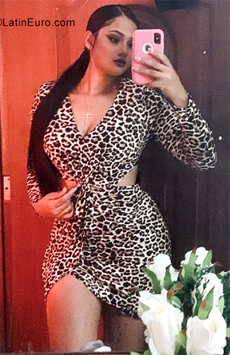 Date this attractive Dominican Republic girl Nanlely from Nagua DO40363