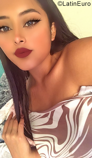Date this sensual Mexico girl Cynthia from Mexico City MX2517