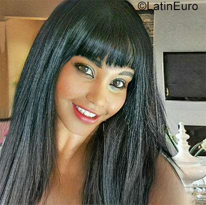 Date this foxy Brazil girl Sweet from Rio De Janeiro BR11598