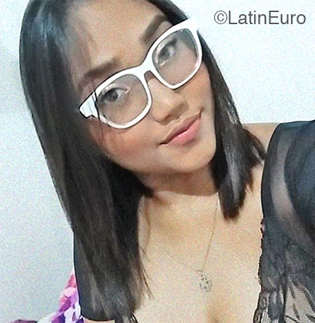 Date this gorgeous Colombia girl Liseth from Cali CO31242