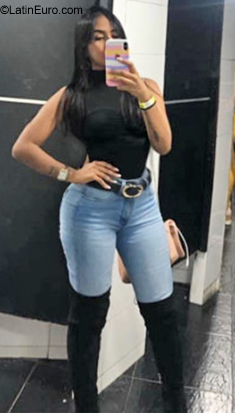 Date this good-looking Colombia girl Stefany from Cali CO31279