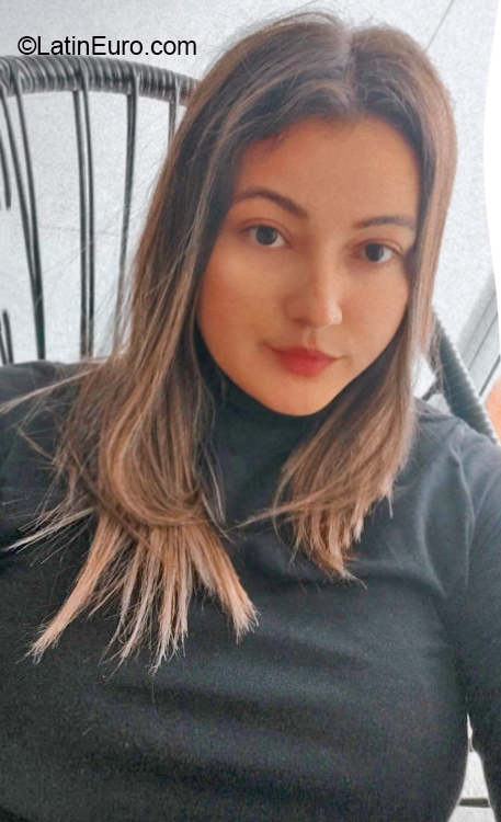 Date this nice looking Colombia girl Maria from Monteria CO31315