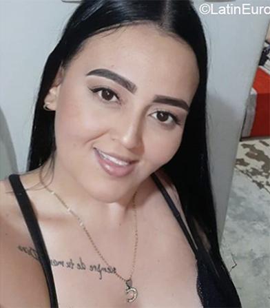 Date this sultry Colombia girl Caro from Medellín CO31319