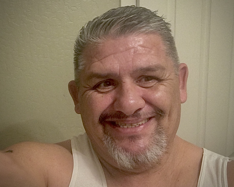 Date this happy United States man Agood12know from Glendale US21618