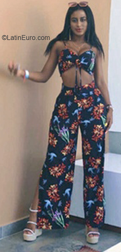 Date this athletic Colombia girl Johana from Pereira CO31400