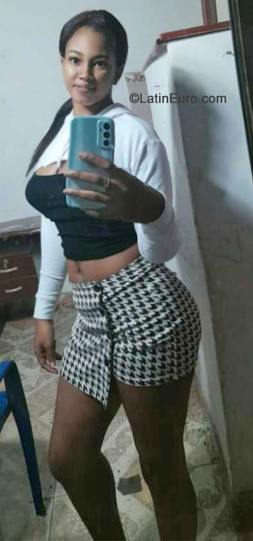 Date this exotic Colombia girl Diana graciela from Cali CO31404
