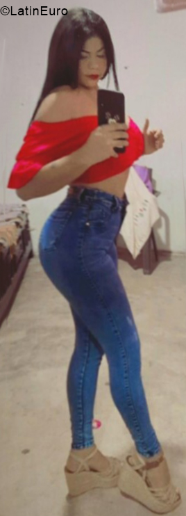 Date this happy Colombia girl Rosa from Medellin CO31451