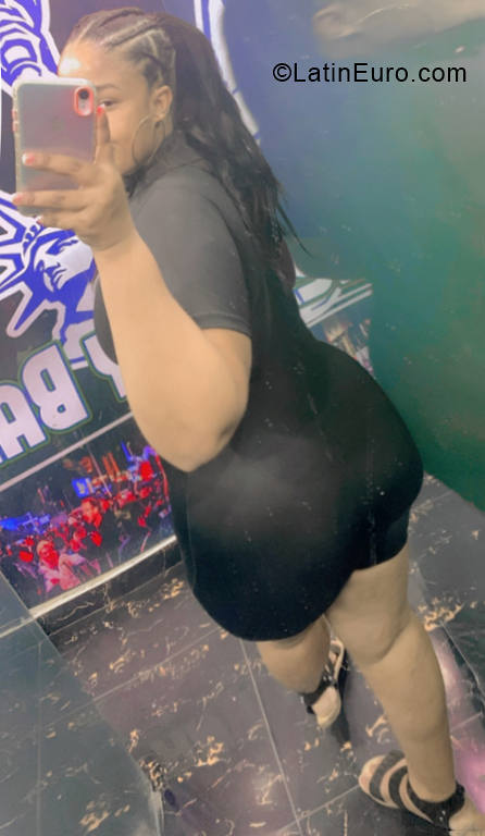 Date this sensual Dominican Republic girl Patricia from Santo Domingo DO40659
