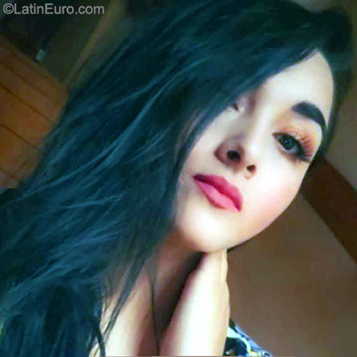 Date this sultry Colombia girl Sandra from MANIZALES CO31541