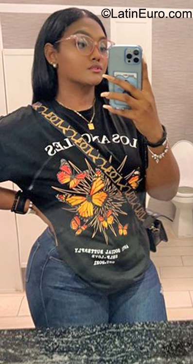 Date this hot Dominican Republic girl Maria from Santiago DO40699