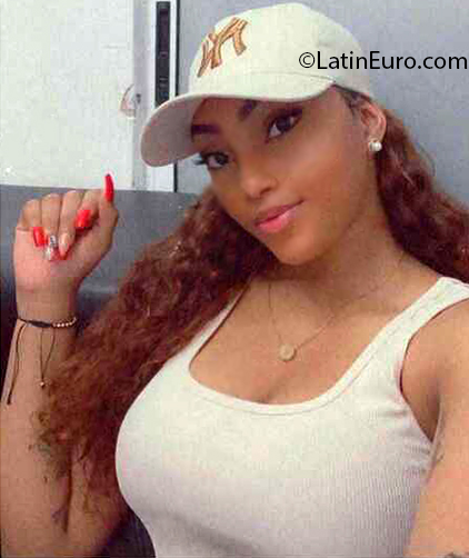 Date this passionate Colombia girl Carol from Cali CO31624