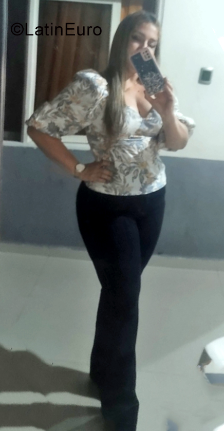 Date this hard body Colombia girl Jessica from Cali CO31655
