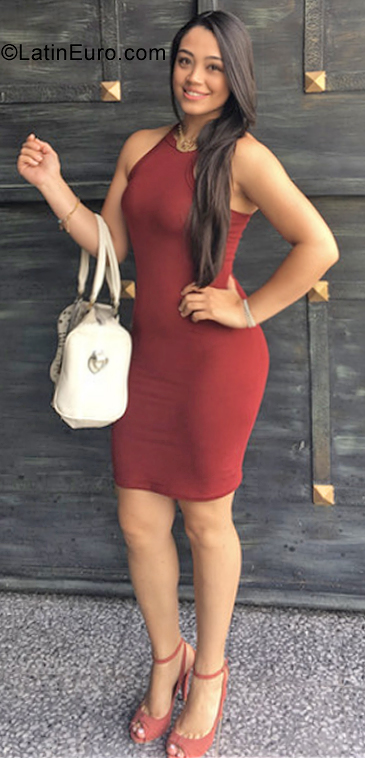 Date this lovely Colombia girl Maribel from Medellin CO31656