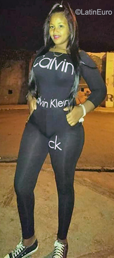 Date this georgeous Dominican Republic girl Keyla from Santiago DO40877