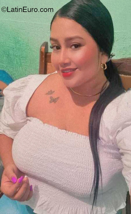 Date this athletic Venezuela girl Fabiola from Maracaibo VE4307