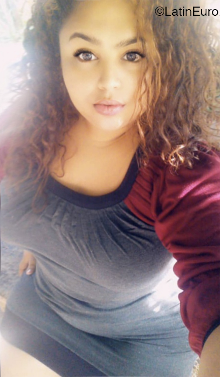 Date this beautiful Dominican Republic girl Ana from Santiago DO43197