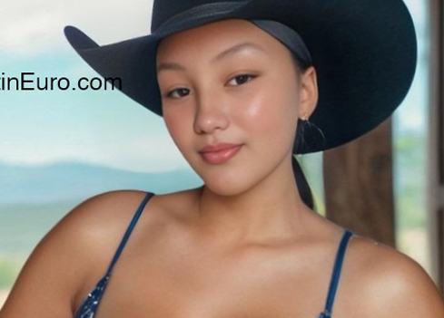 Date this sultry Dominican Republic girl Josi from Santo Domingo DO43582