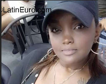 Date this tall Dominican Republic girl Ysis from Santo Domingo DO44794