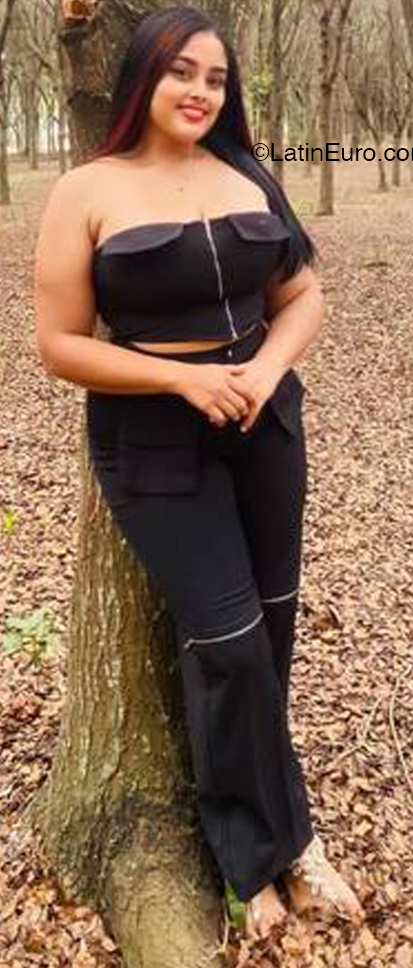 Date this attractive Dominican Republic girl Rossana from Santiago DO45128