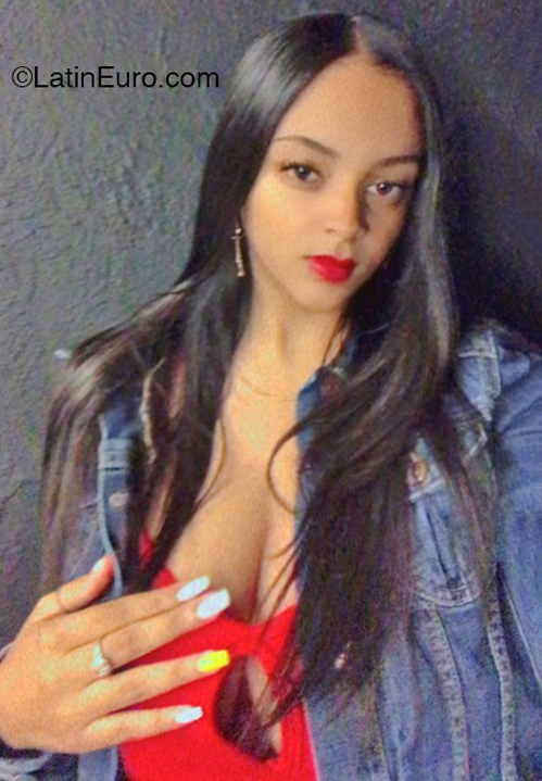 Date this young Dominican Republic girl Camila janelys from Santo Domingo DO45297