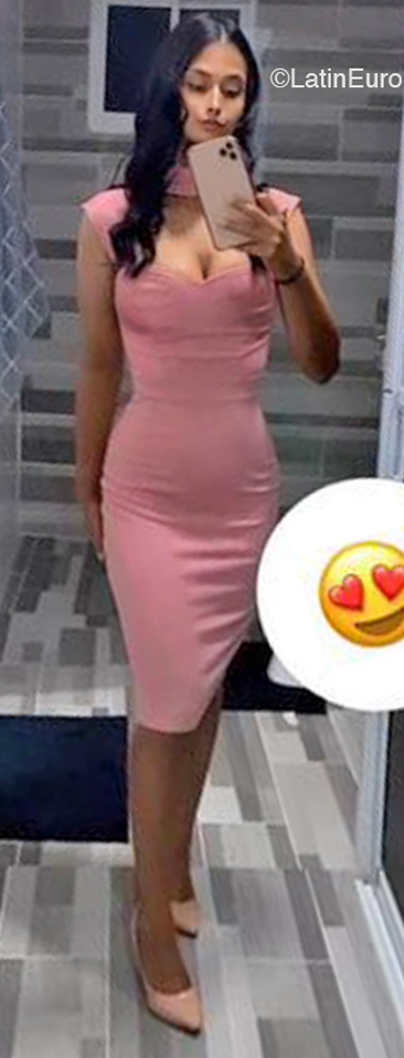 Date this hot Dominican Republic girl Estefani from Puerto Plata DO46117