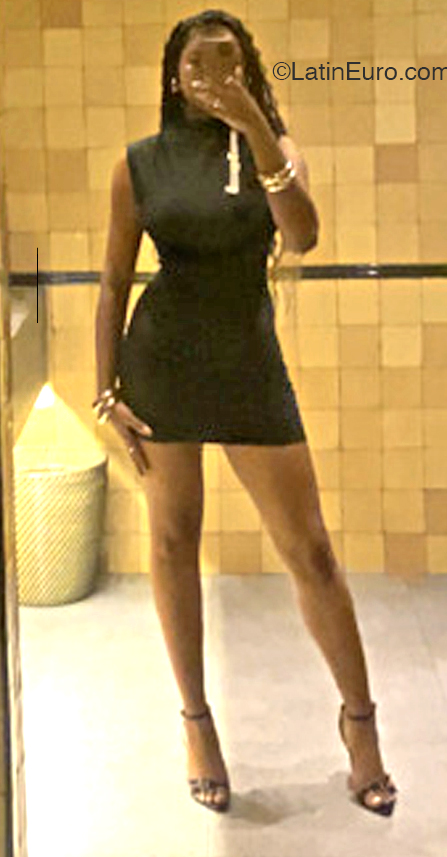 Date this exotic United States girl Mariel from Santo Domingo DO46455