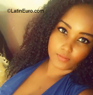 Date this sensual Dominican Republic girl Patty from Santo Domingo DO52796