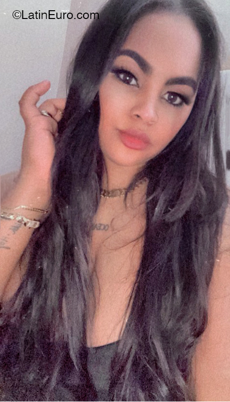 Date this cute United States girl Escarlen from Richmond US25188