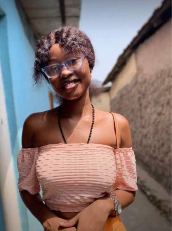 Date this funny Ghana girl Irene from Kumasi GH189