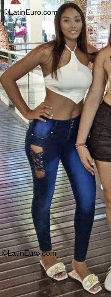 Date this gorgeous Colombia girl Gissel from Cucuta CO33117