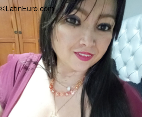 Date this cute Colombia girl Sandra from Manizales CO33172