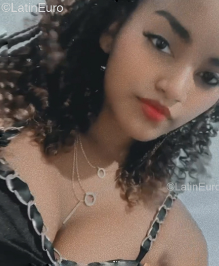 Date this attractive Dominican Republic girl Agri from Puerto Plata DO54028
