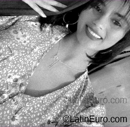 Date this funny Dominican Republic girl Iris from La Romana DO54517