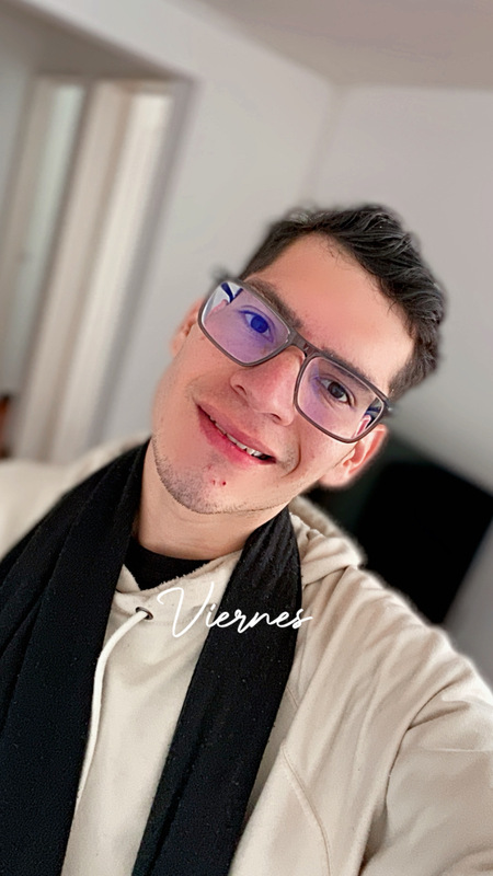 Date this georgeous Colombia man Sebastian from Bogot&aacute; CO33331