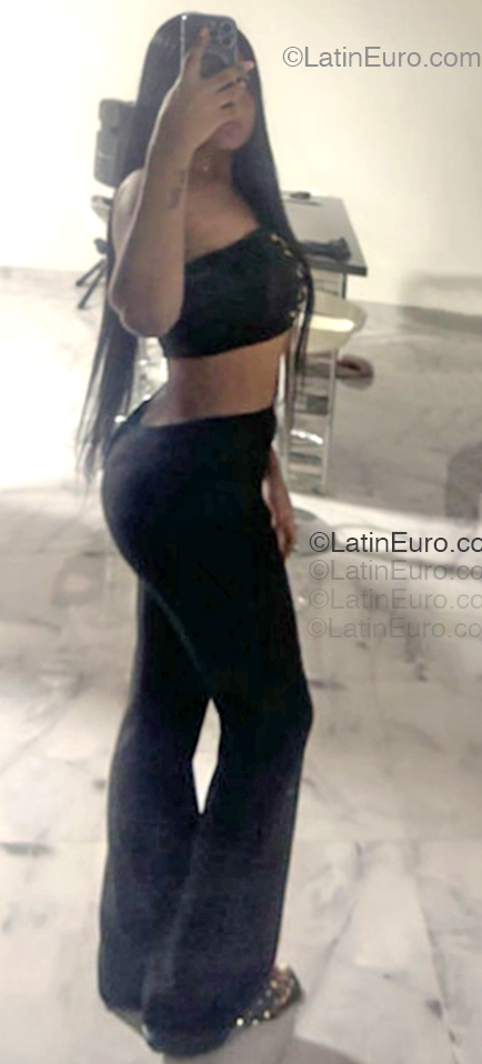 Date this gorgeous Colombia girl Kathe from Cali CO33525